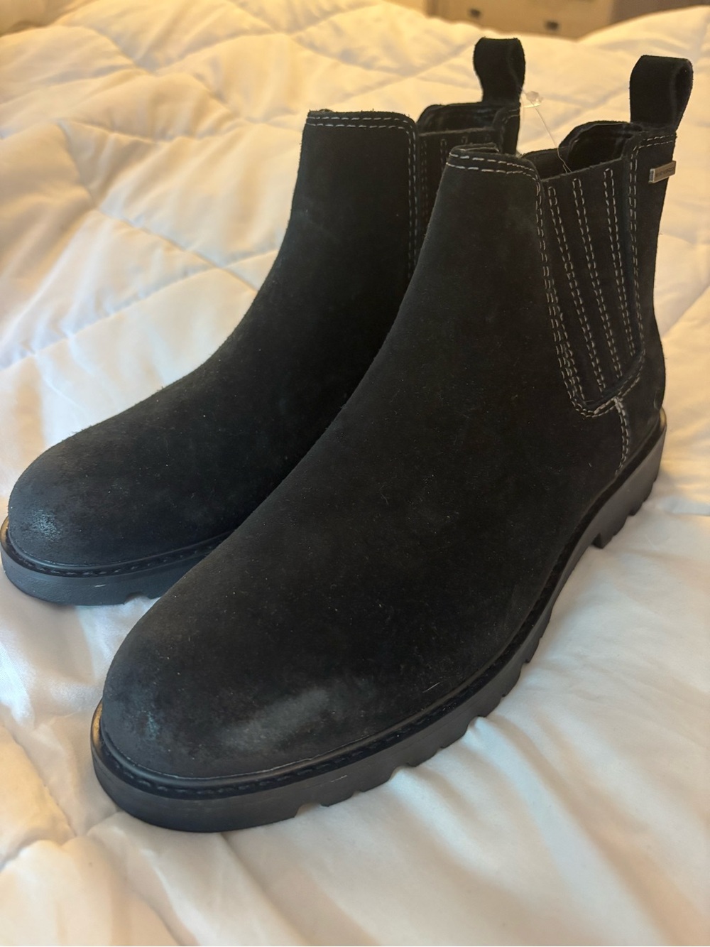Womens Black Suede Chelsea Boots